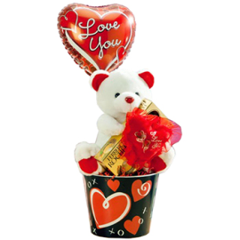Teddys Love Basket