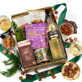 Sauvignon Soiree Kosher Gourmet Gift Box