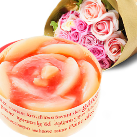 Doce Amor com Bolo e Flores